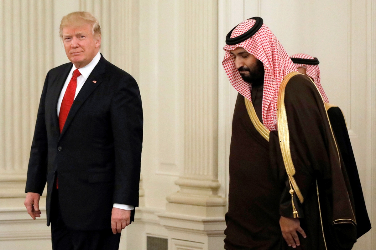 ترامب وفريقه يحاولون بهدوء إقناع الخليج بتمويل إعمار إيران